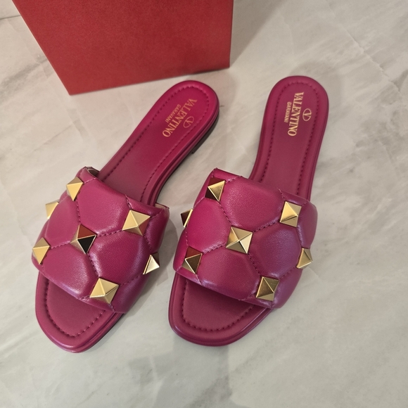 Valentino Leather Sandals - Picture 2 of 9